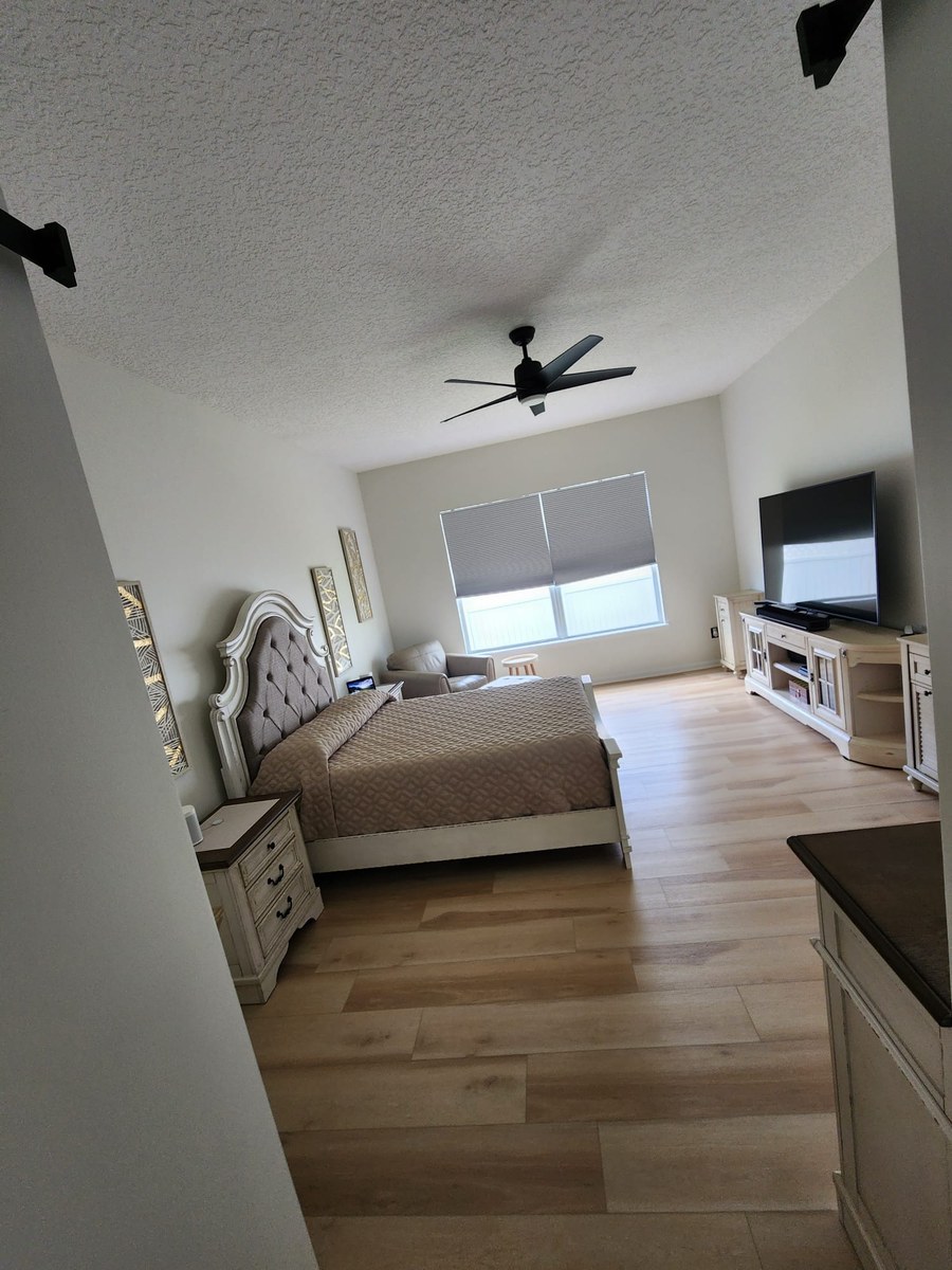 Master bedroom